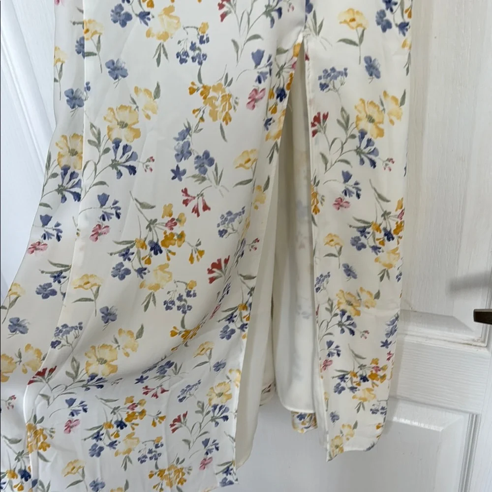 Abercrombie & Fitch elegant floral